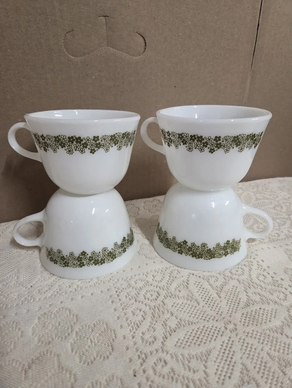 Pyrex Spring Blossom Green Crazy Daisies Coffee Cups